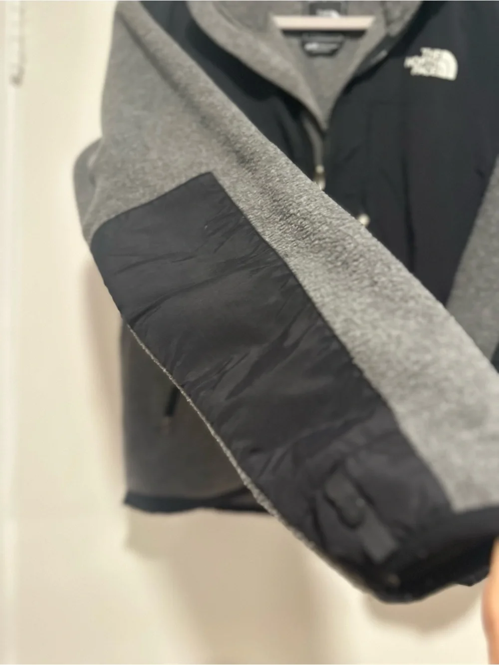 The North Face Denali Polartec Sz:S Fleece Jacket gray Full Zip Coat Jacket.